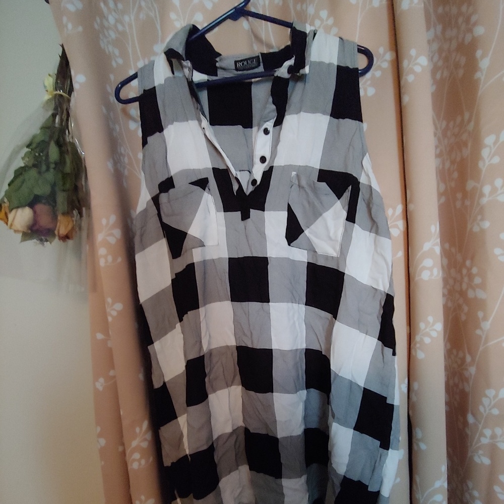 Sleeveless top/dress